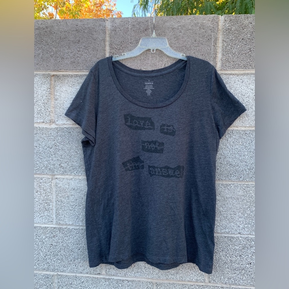 Torrid 3 T-Shirt ''Love Is Not The Answer '' Crossed Out Short Sleeve Size 3xl